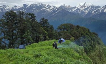 Gidara Bugyal Trek Package